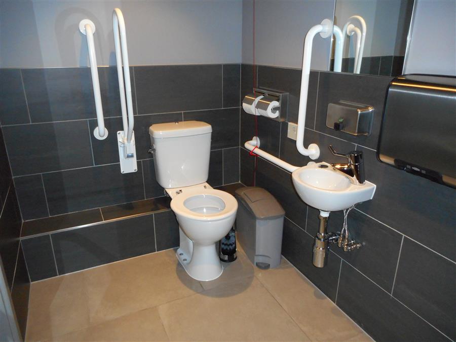 Wagamama - bathroom